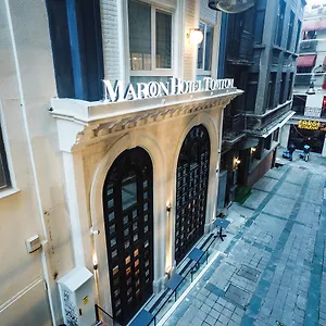 Maroon Tomtom Istanbul